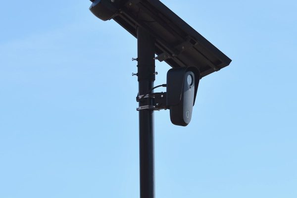 Câmeras com IA Câmera de segurança com inteligência artificial e reconhecimento de placas